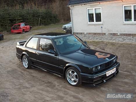 BMW 325i solgt billede 3