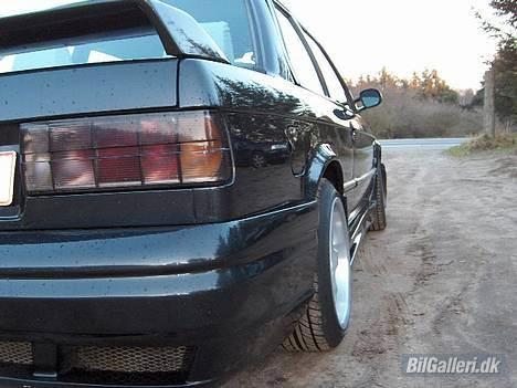 BMW 325i solgt billede 4