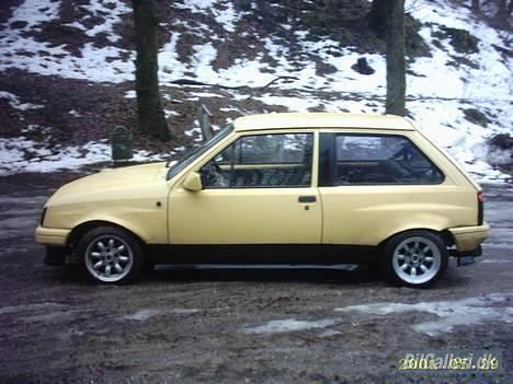 Opel corsa a (solgt) - Fra siden billede 2