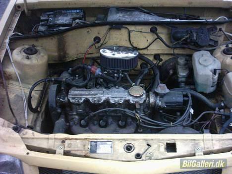 Opel corsa a (solgt) - min lille motor som kører fint nu... så længe det vare billede 7