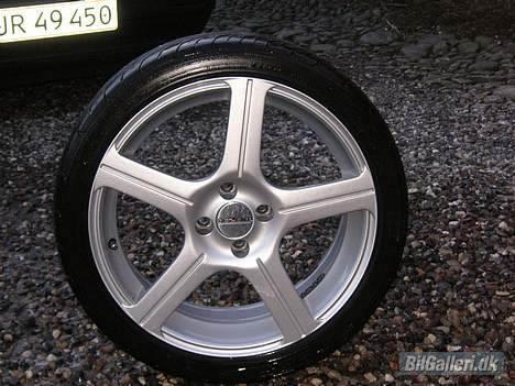 VW golf 2 (SOLGT) billede 2