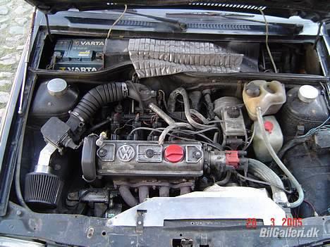 VW Polo Coupe SOLGT - Den store gale motor... billede 5