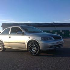 Opel Astra Sport 1.6 16V SOLGT!
