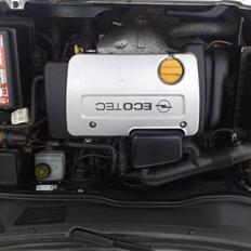 Opel Astra Sport 1.6 16V SOLGT!