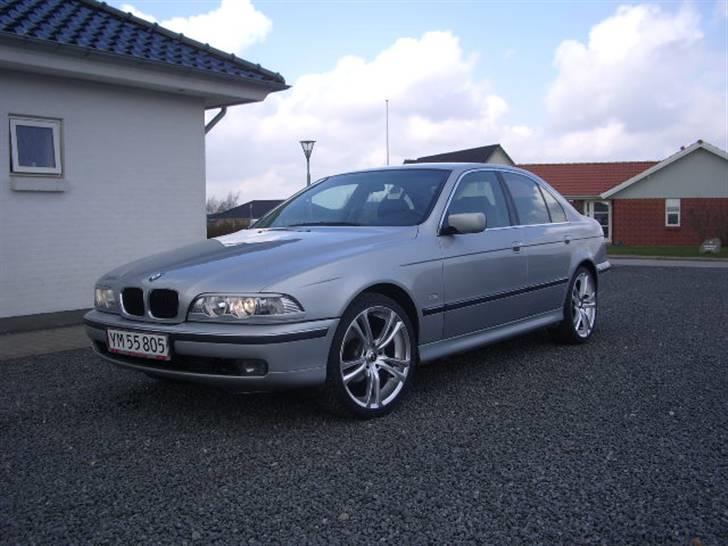 BMW 520 E39 SOLGT billede 5