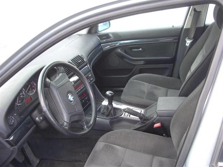 BMW 520 E39 SOLGT billede 9
