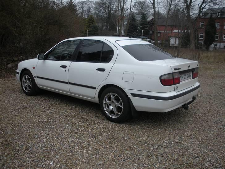 Nissan primera slx billede 4