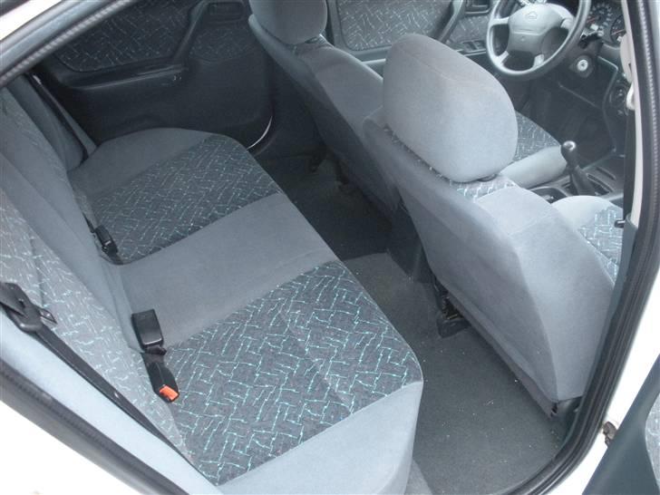 Nissan primera slx billede 7