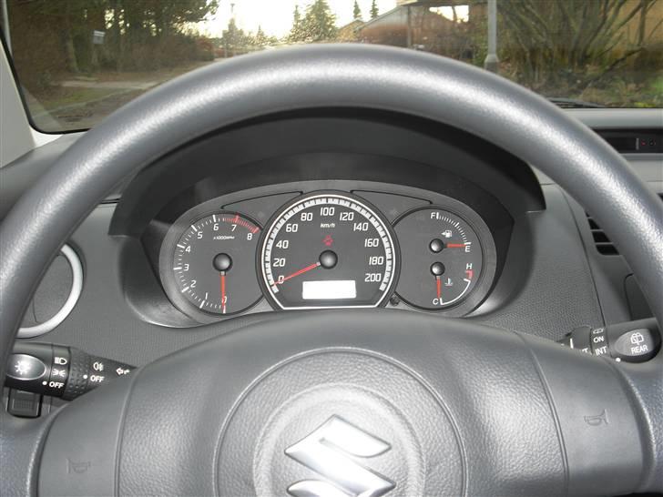 Suzuki Swift Gl  billede 3