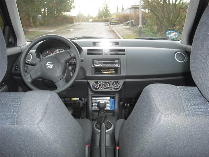 Suzuki Swift Gl  billede 4