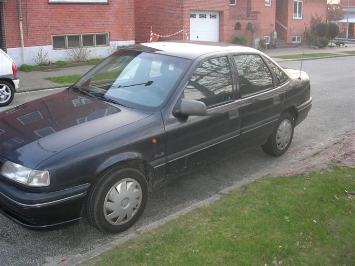 Opel vectra 2.0i gls SOLGT billede 3