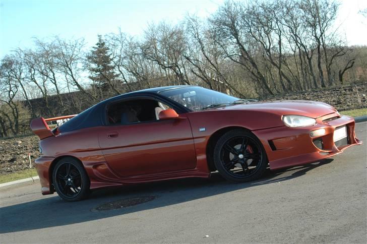 Mazda Mx3 1,6 16v SOLGT billede 1