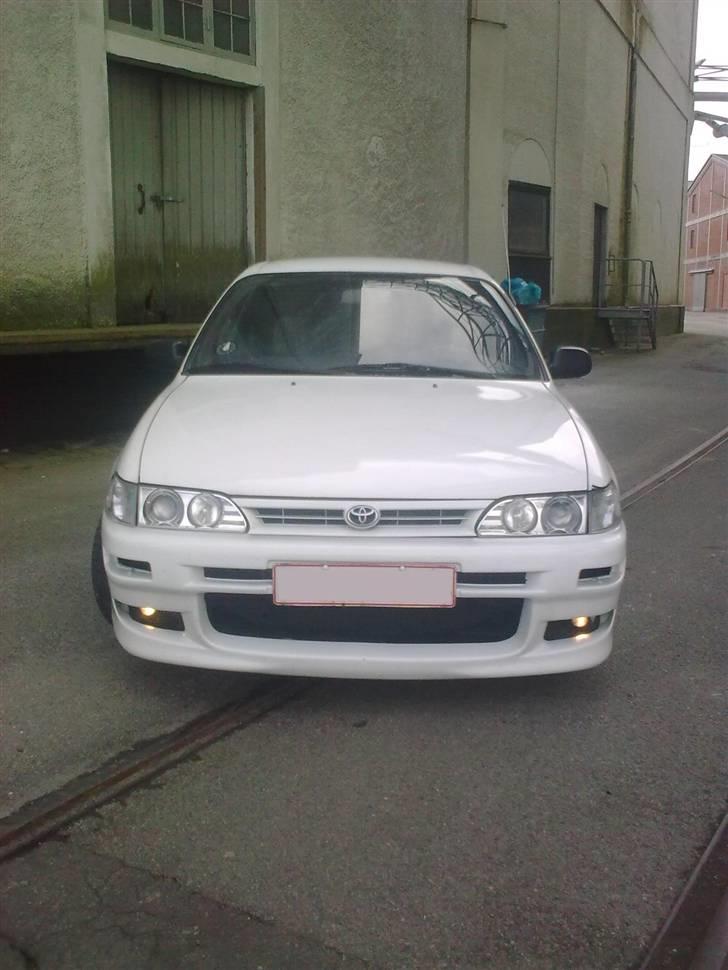 Toyota Corolla E10 (solgt) billede 3