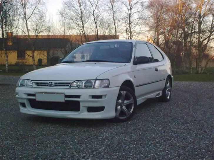 Toyota Corolla E10 (solgt) billede 9