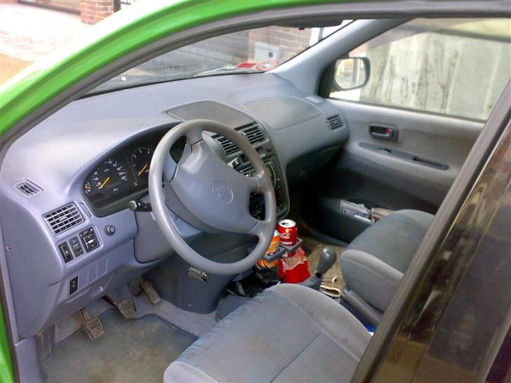 Toyota Sportsvan *solgt* billede 3