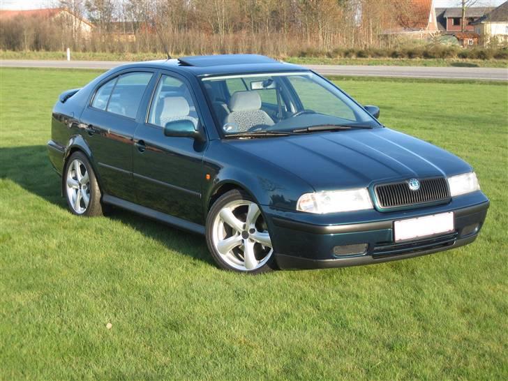 Skoda Octavia SLX SOLGT! billede 1