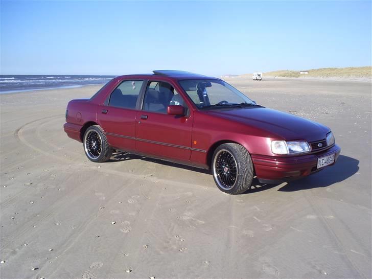 Ford Sierra 1.8 Saphier billede 9