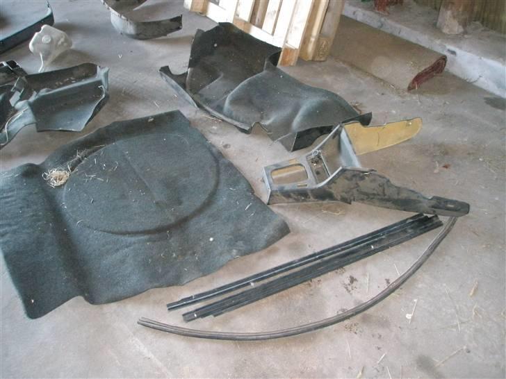 BMW 320i E30 >solgt< - dele billede 17