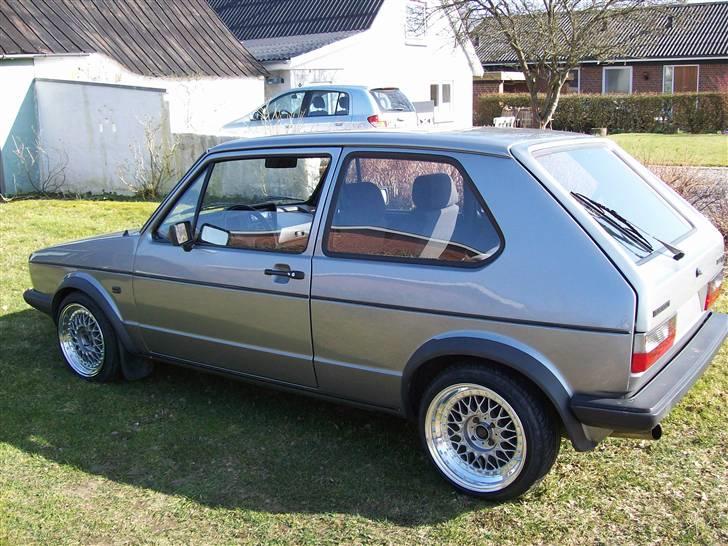 VW Golf 1 gti /solgt billede 2