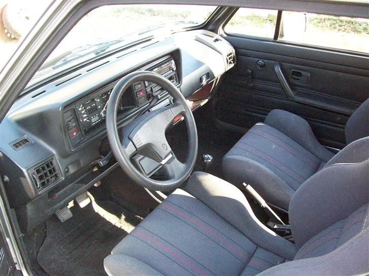 VW Golf 1 gti /solgt billede 4