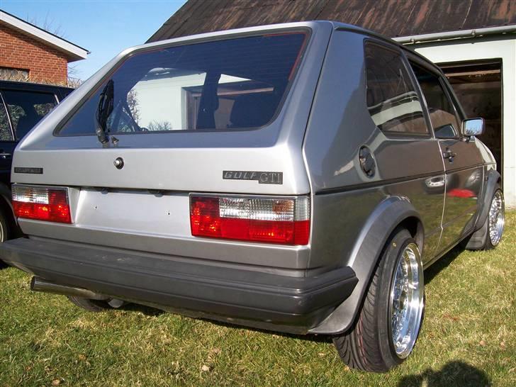 VW Golf 1 gti /solgt billede 6