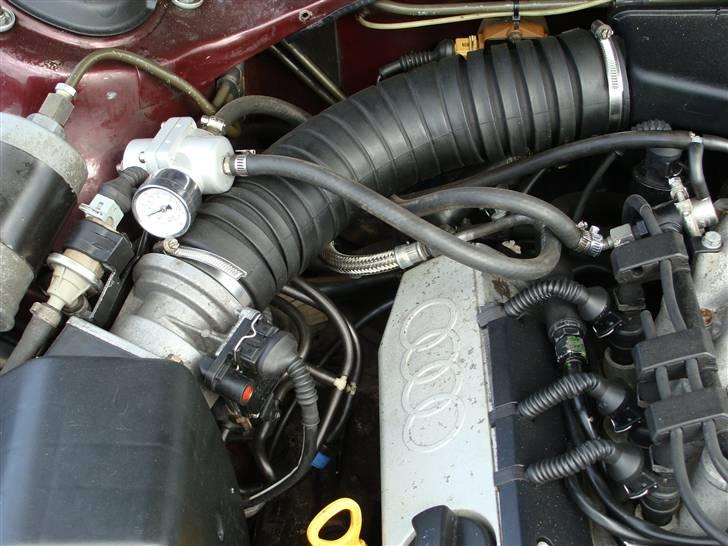 Audi 100 2.8E   (SOLGT) billede 9