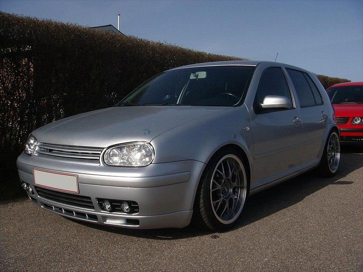 VW Golf IV 2,3 VR5 Highline billede 1