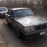 Volvo 240 GLE