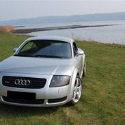 Audi TT 1,8T quattro TIL SALG