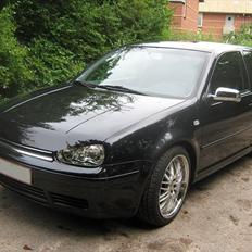 VW Golf 4 *SOLGT*