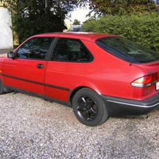 Saab 900s