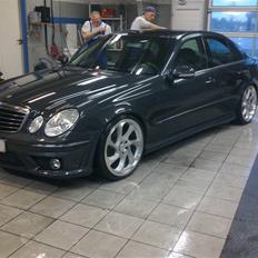 Mercedes Benz w211 E270cdi