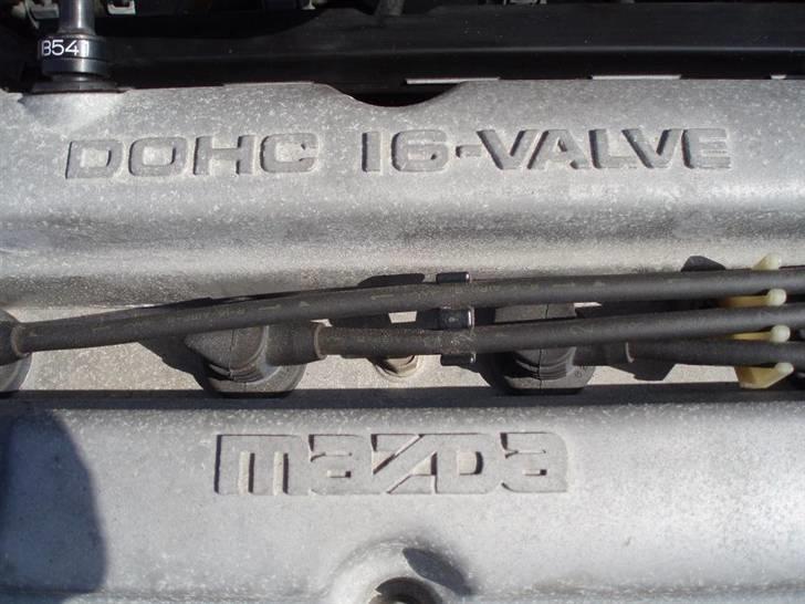 Mazda 323F 1,5 GLX billede 12