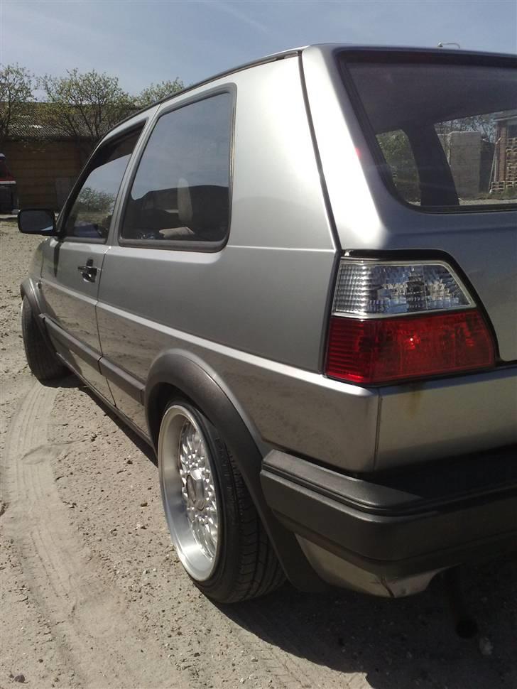 VW Golf 1,6 (solgt) billede 6