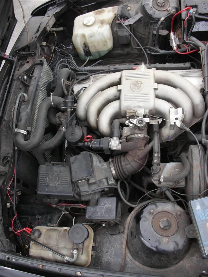 BMW 325i E30 - Renses? Pudses? billede 7