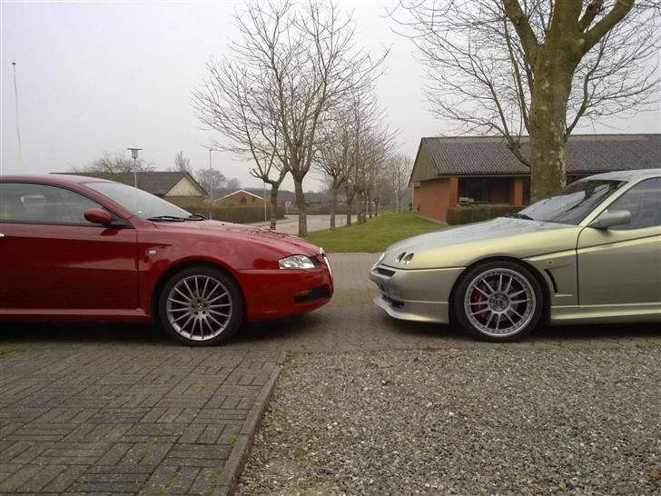 Alfa Romeo GT - holder lige head to head! med bror´s geiler GTV ;) billede 8