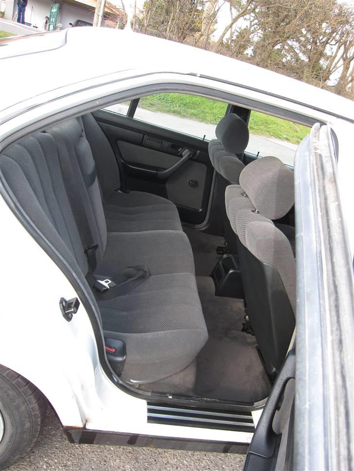 BMW 518I (SOLGT) billede 9