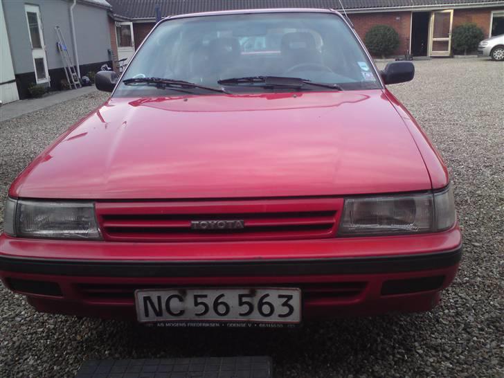 Toyota carina 2 1.6 ( skrottet ) billede 1