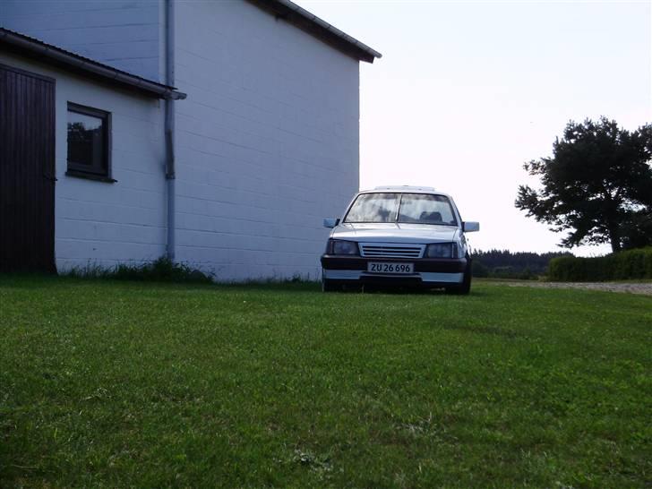 Opel Ascona C Hvid - 2009 billede 5