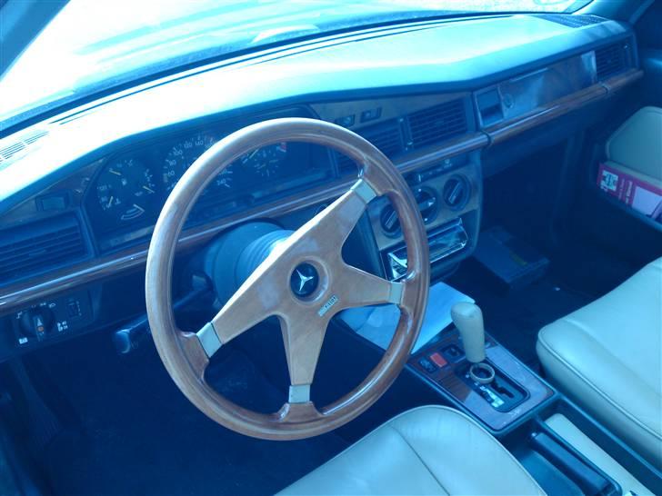 Mercedes Benz 190E 2.6 sportline.SOLGT. billede 7