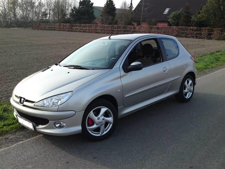 Peugeot 206 billede 1