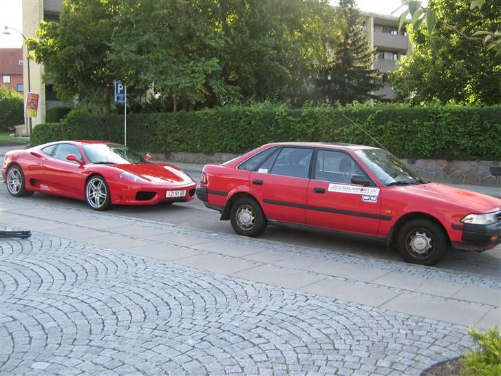 Toyota Carina II - Ferrari 360 Modena billede 2