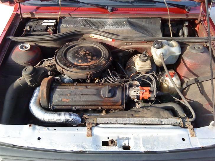 VW Polo Steilheck ..SOLGT.. - Ja kønt er det ikke! billede 14