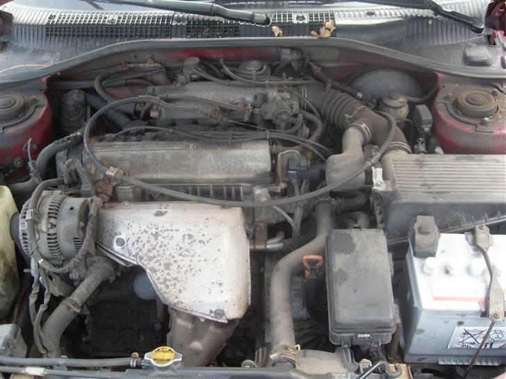 Toyota Carina E 2.0 GLI *Solgt* billede 7