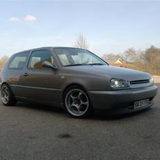VW Golf 3 1,8 CL (SOLGT)