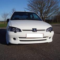 Peugeot 106 Rallye -tidl. bil-