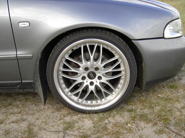 Audi A4 1.8 T solgt billede 4