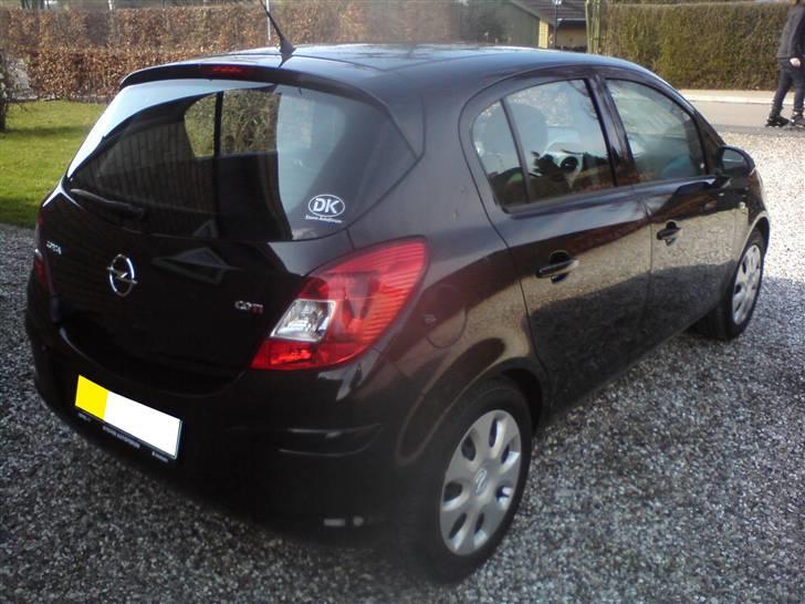 Opel corsa d VAN enjoy billede 3