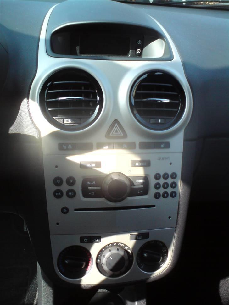 Opel corsa d VAN enjoy billede 11