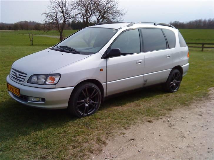 Toyota Sportsvan ¤Solgt¤ billede 1
